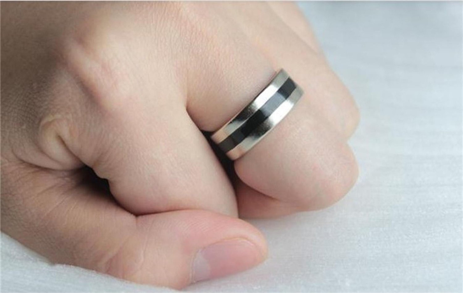 GBSTORE magnetic ring packaging includes three rings ready for practice