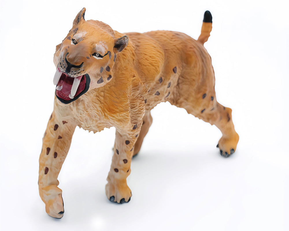 Gemini&Genius Saber-Toothed Tiger figure part of a delicate collection series