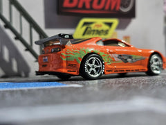 Generic soft rubber tires enhance realism and grip for diecast projects.