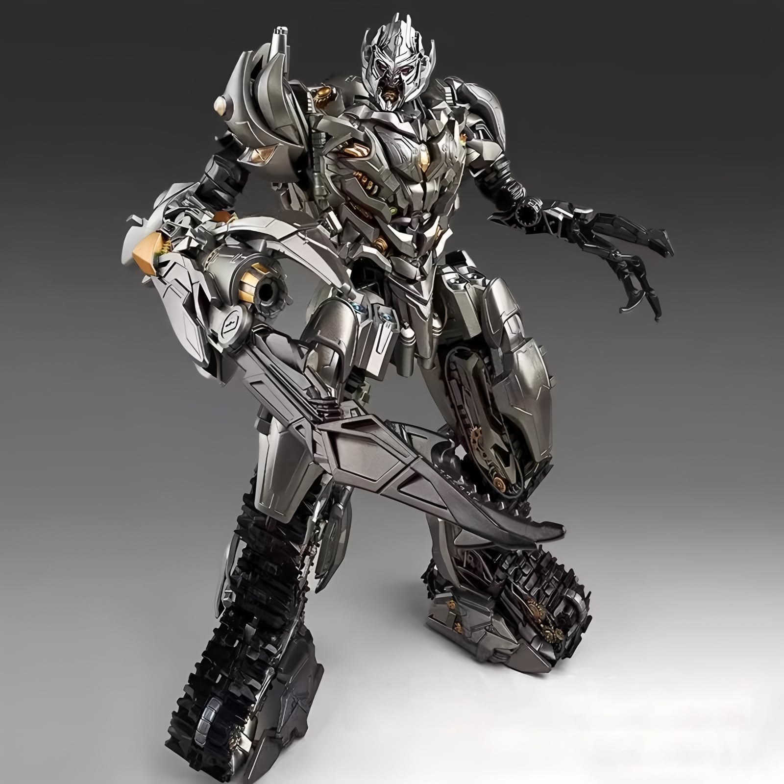 GERYNS deformation toy bold colors and paintwork for vivid visual appeal