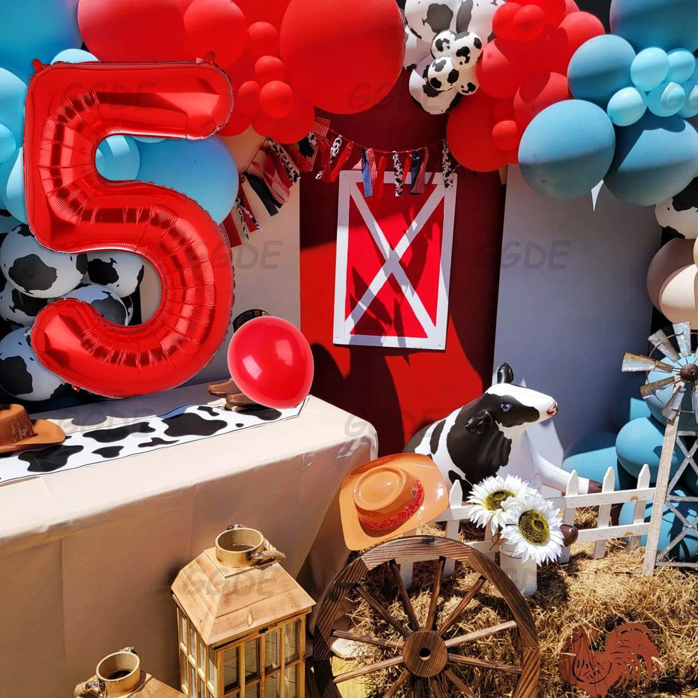 GGDE red number 5 balloon integrated into birthday setup