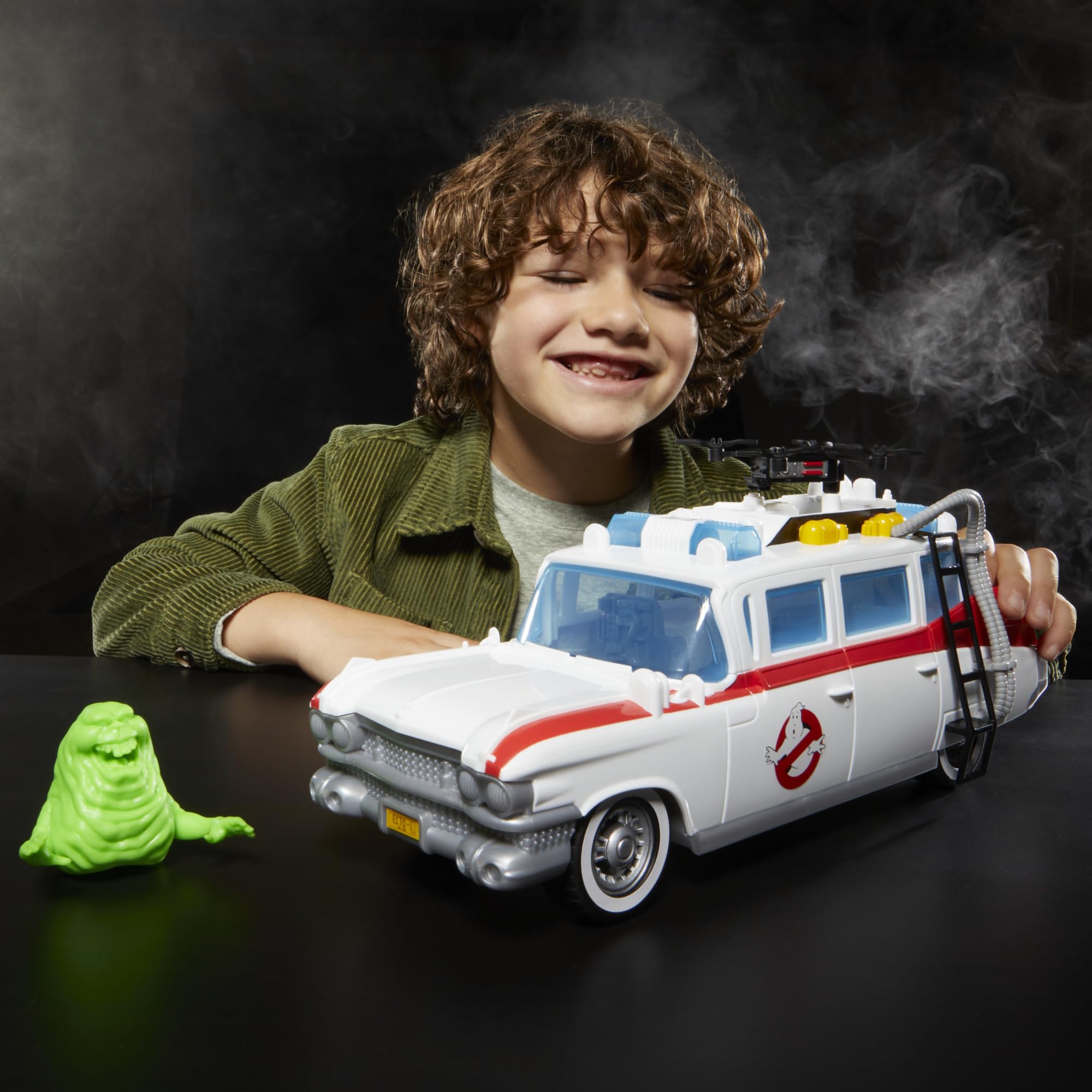 Ghostbusters Ecto-1 rooftop drone trap adds aerial pursuit fun