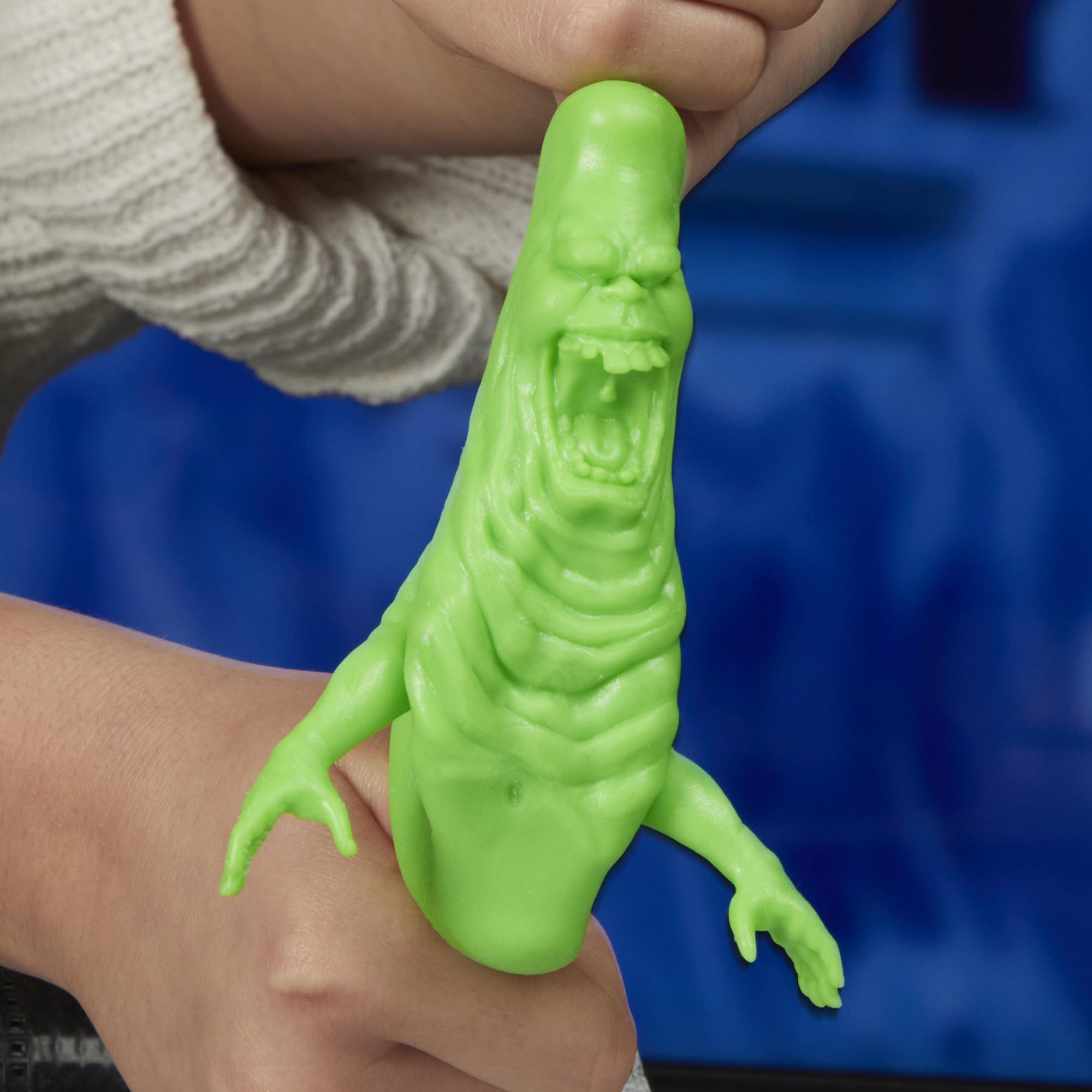Ghostbusters retail box packaging shows complete set contents