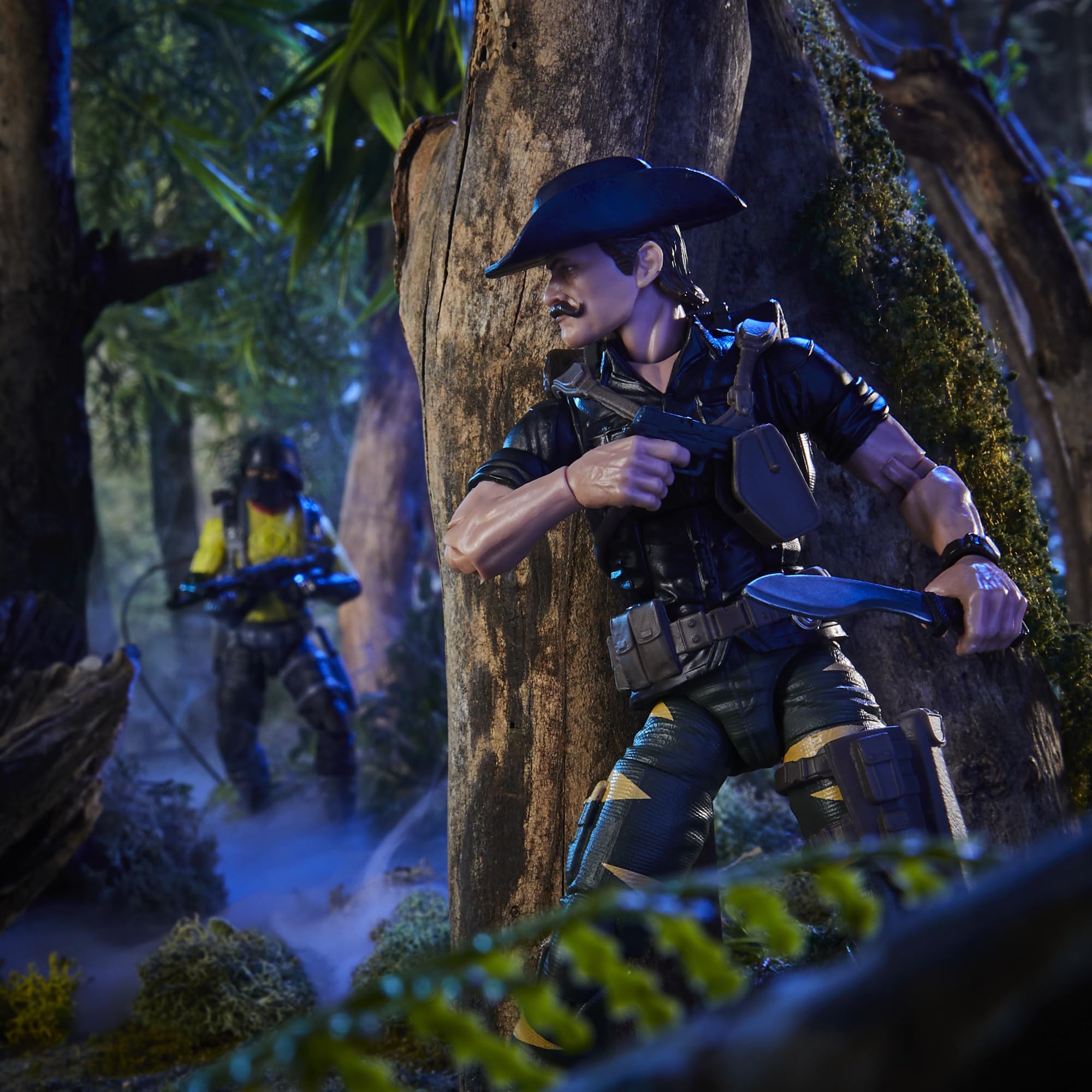 G.I. Joe Recondo articulation enables dynamic posing options.