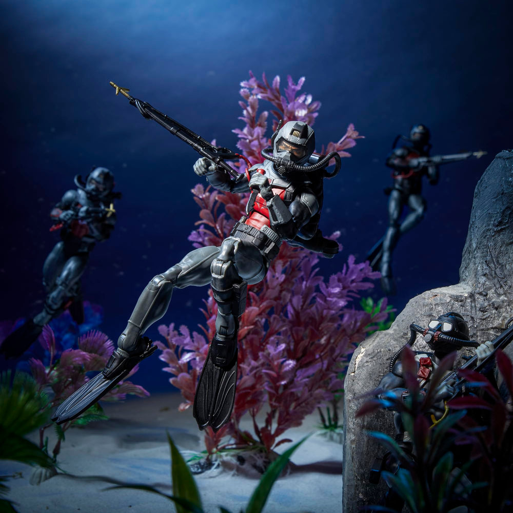 G.I. Joe Classified Cobra EEL 6-inch poseability for dynamic scenes