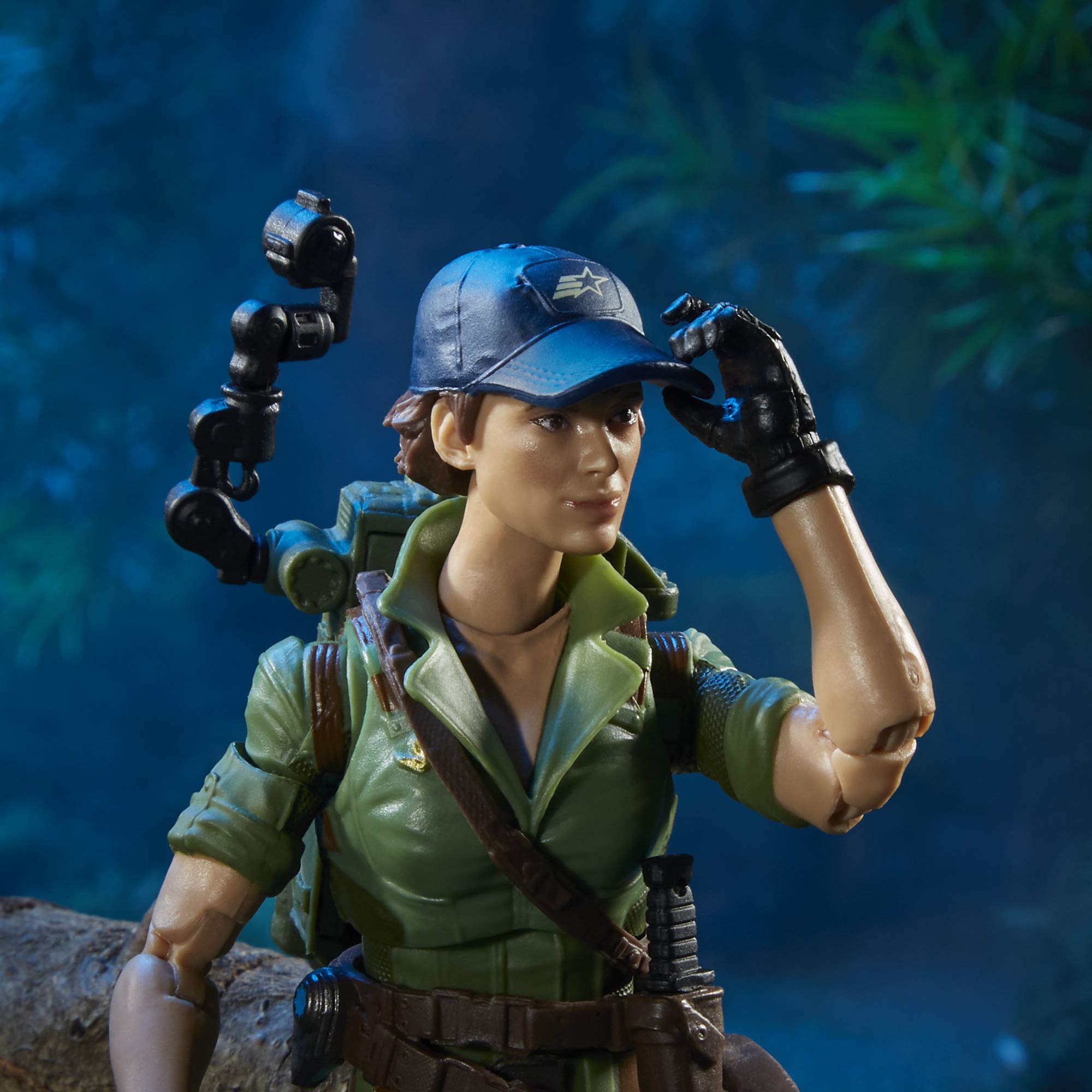 G.I. Joe Lady Jaye figure articulation details for dramatic poses.