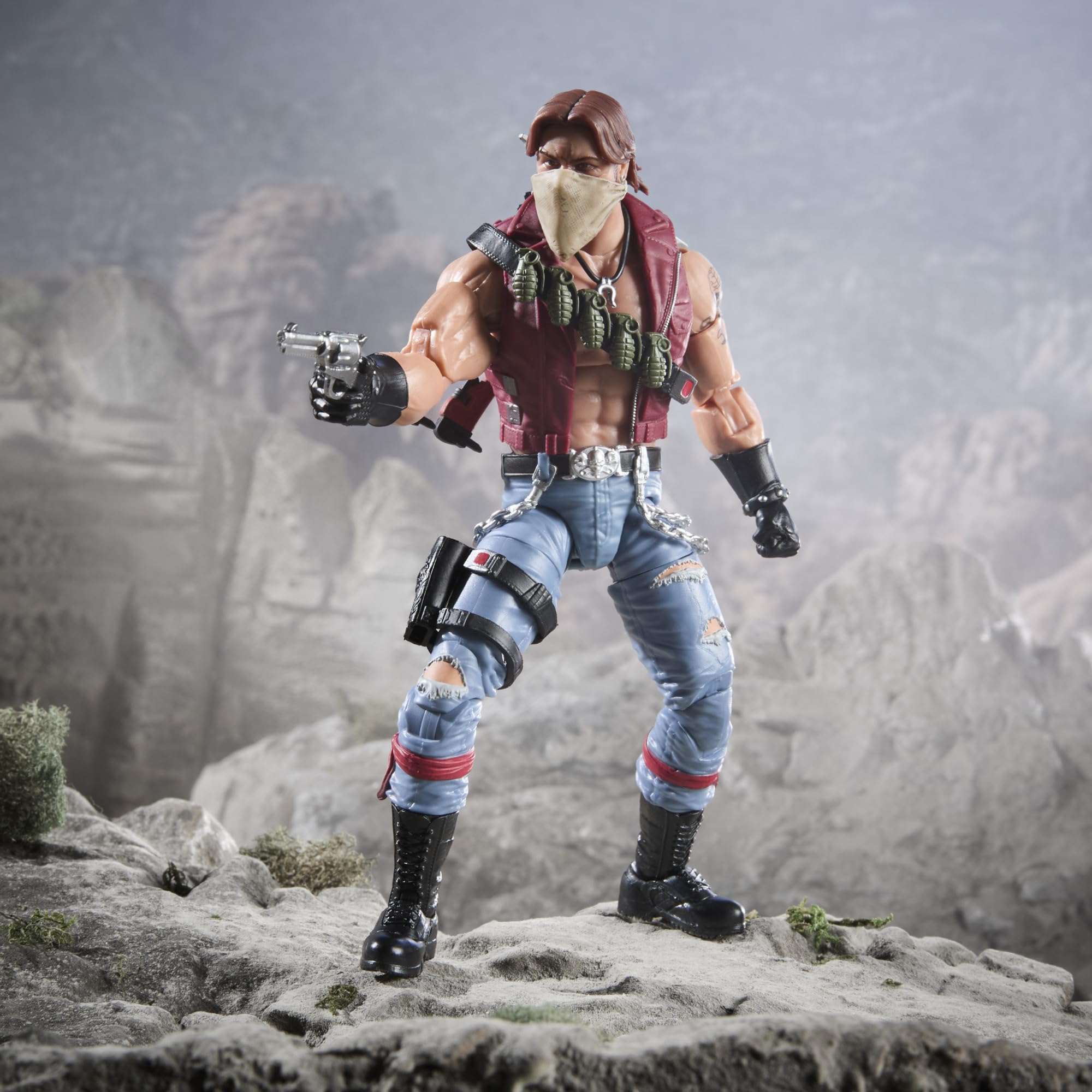 G.I. Joe Monkeywrench removable scarf adds display variety.