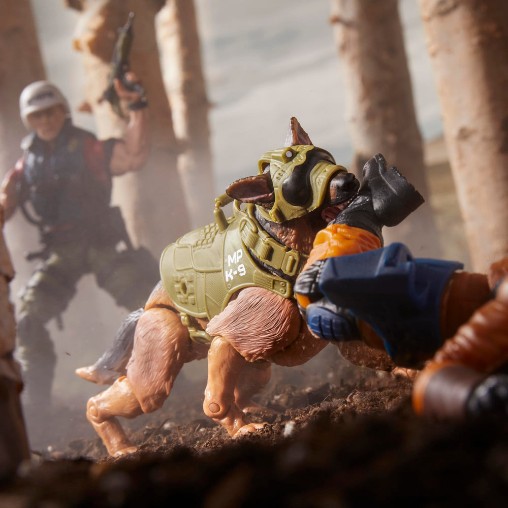 G.I. Joe Classified nightstick included for authentic loadout