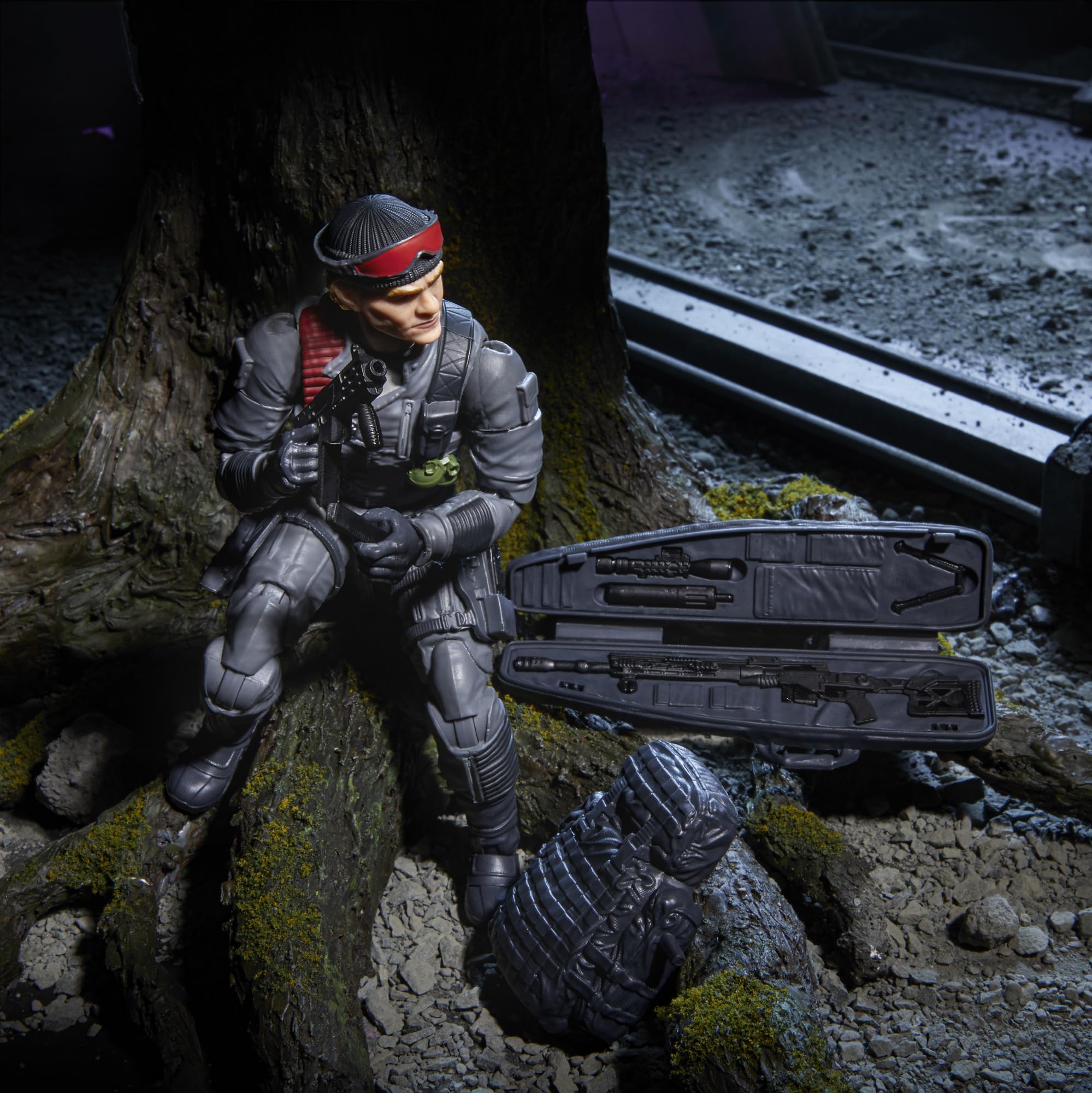 G.I. Joe Low-Light weapon case included for mission gear