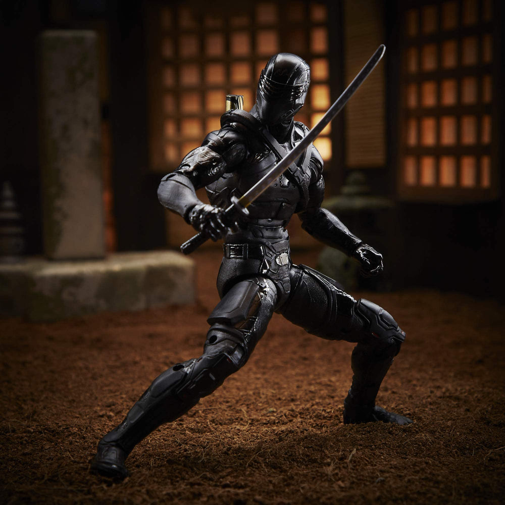 G.I. Joe Origins Snake Eyes with sword accessory for immersive play.