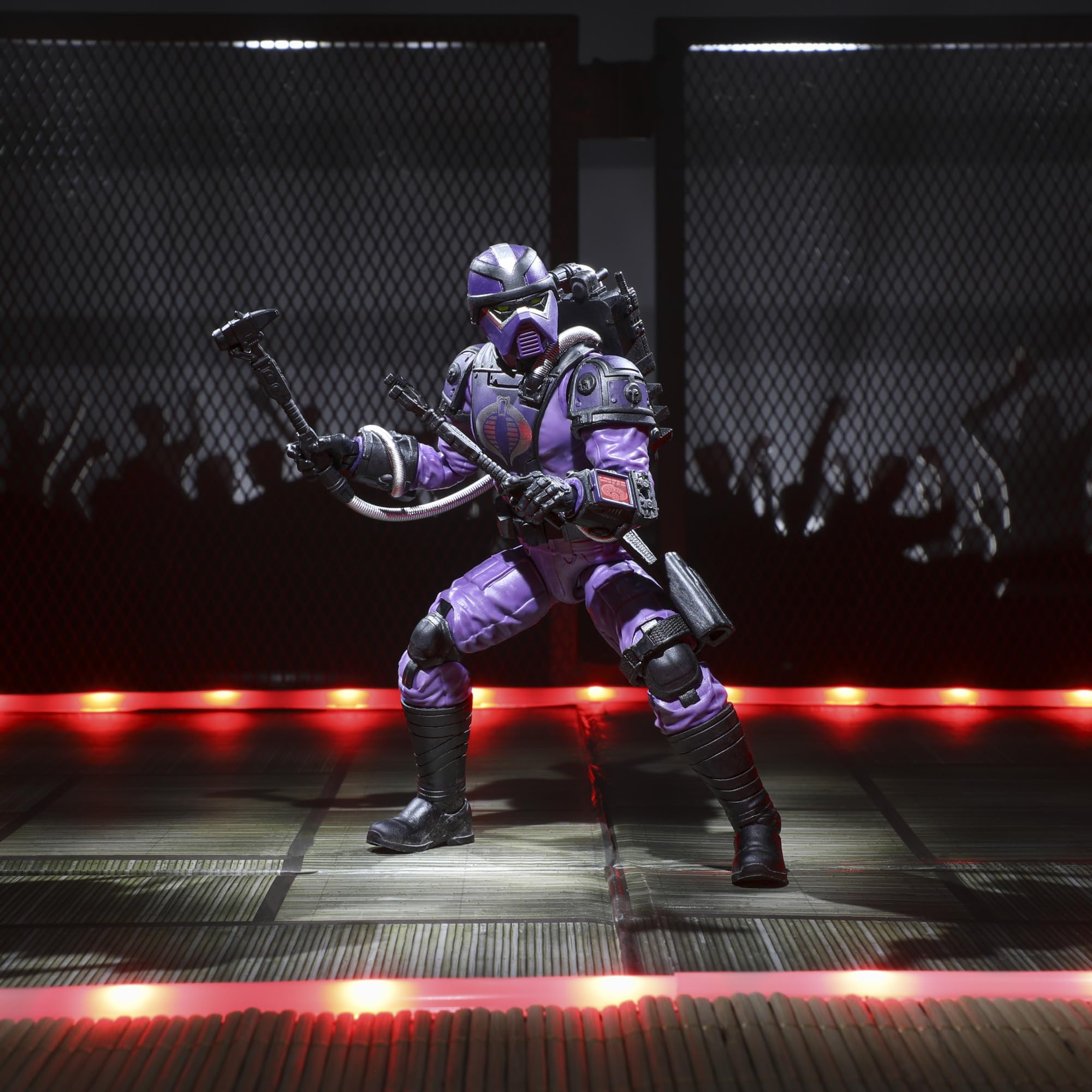 G.I. Joe Techno-Viper power claw enhances rugged tool realism for poses.