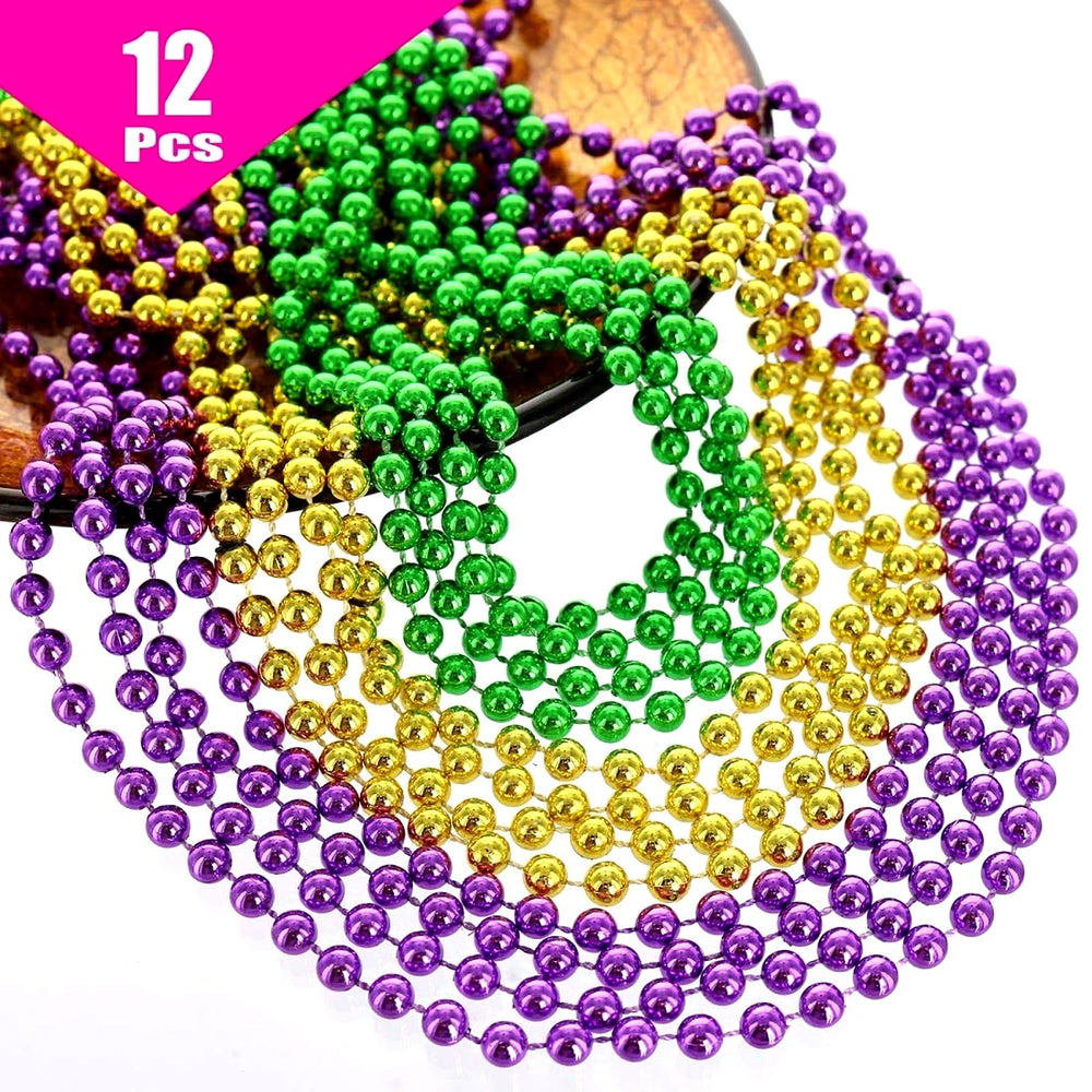 GiftExpress 33-inch Mardi Gras green beads close-up for parade-ready style