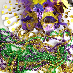 GiftExpress 33-inch Mardi Gras beads plastic lightweight design for easy wear