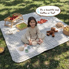 Ginbear unbreakable silicone design withstands toddler handling.