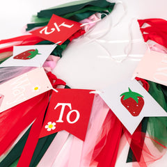 GIOGUK Strawberry banner scene adds whimsy to party photos.