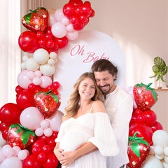 GIZIUXNE ivory white balloons offer subtle contrast for balance.