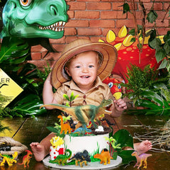 Glahorse dinosaur party scene brings dynamic characters to themed celebrations.