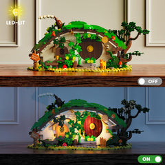Glikid Dwarf Cabin open roof reveals interior details