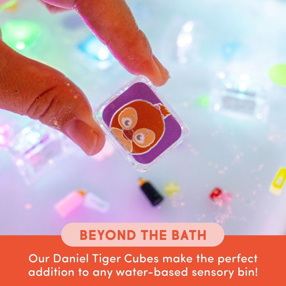 Glo Pals Winter light-up cube glows in water for cozy bath time