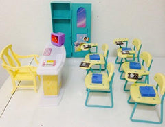 Gloria dollhouse play accessories for classroom scenes
