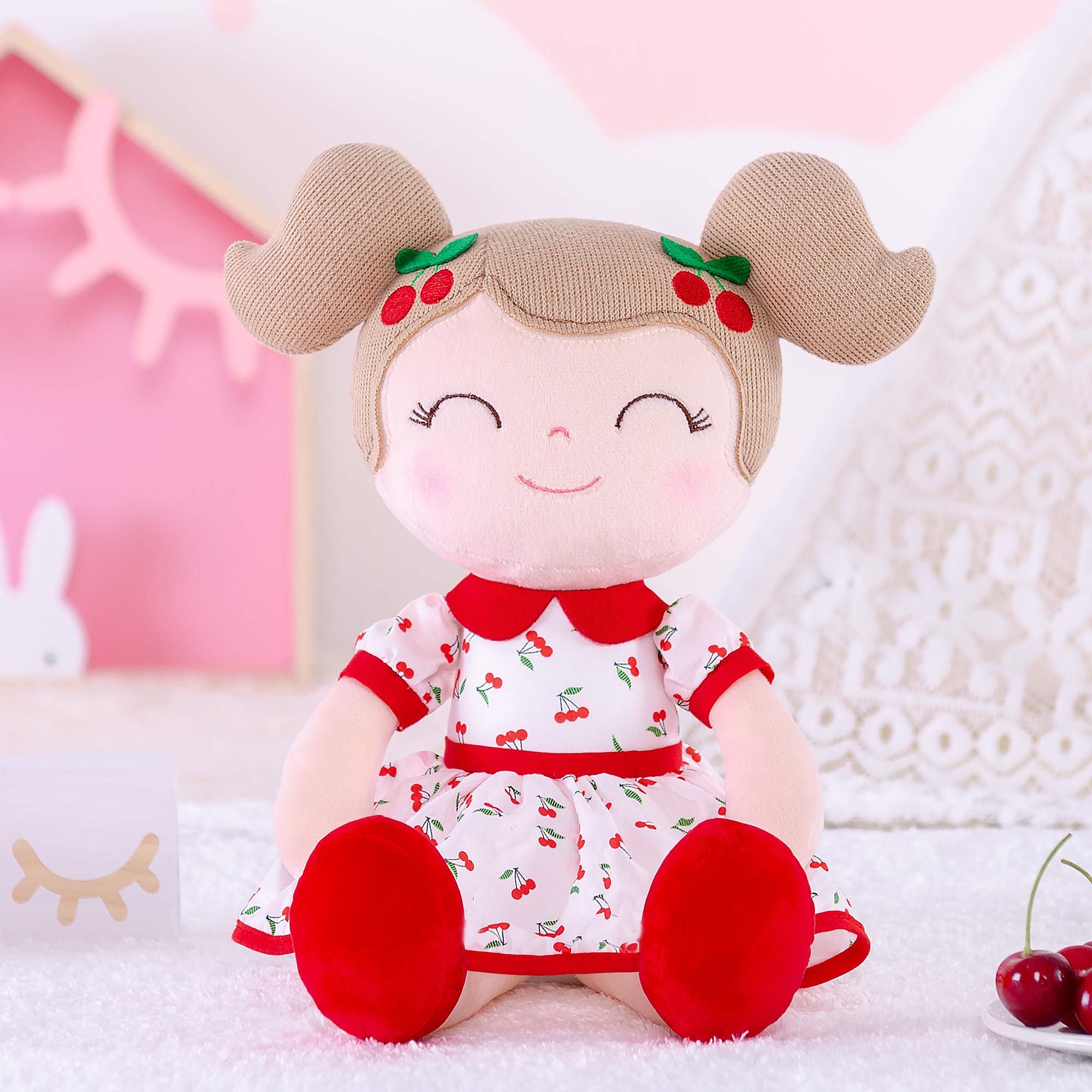 Gloveleya travel friendly doll light and easy to carry for adventures