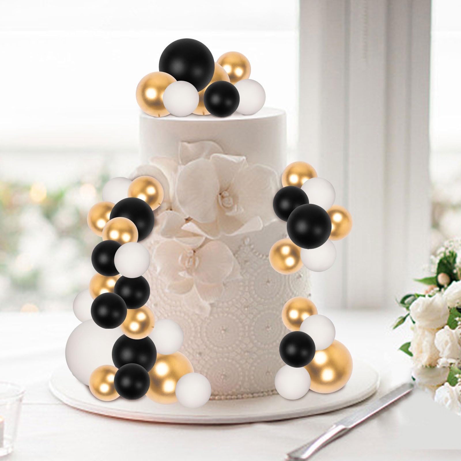 Goensjt 3cm black ball cake topper offers versatile mid-size decoration