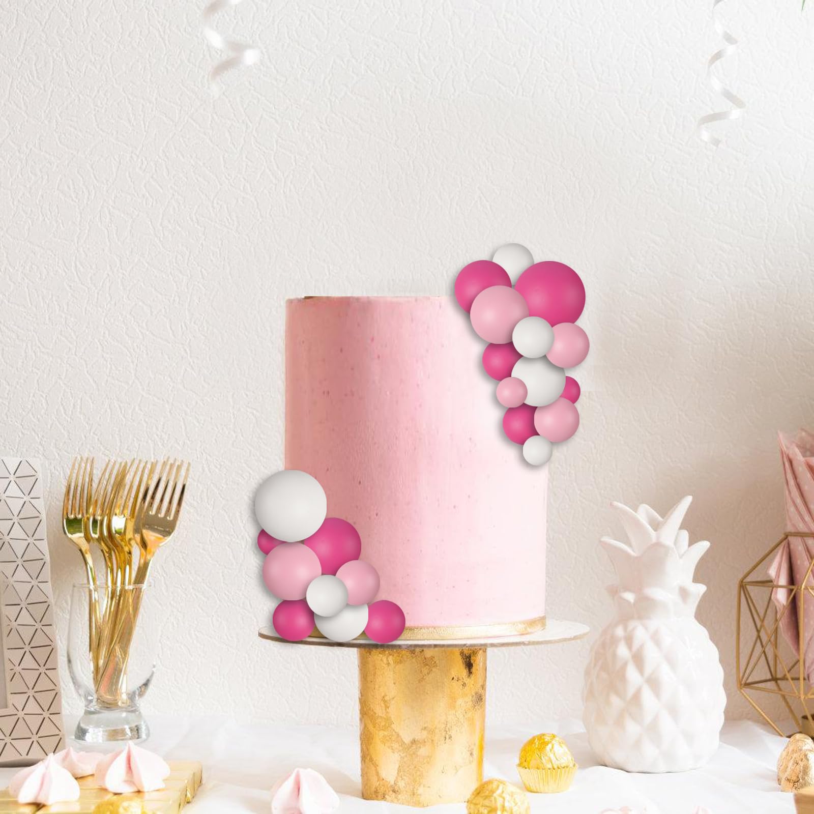 Goensjt pink 2.5cm ball topper fits small desserts