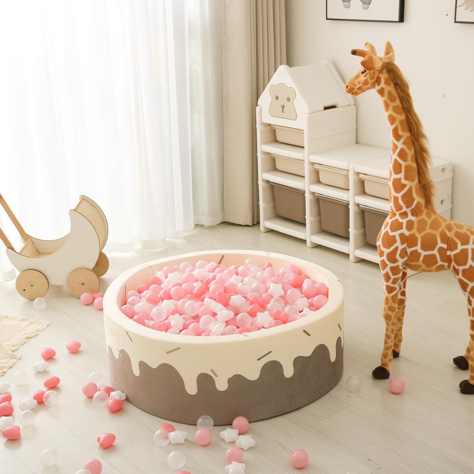 GOGOSO light pink heart balls enhance classroom or home play areas.