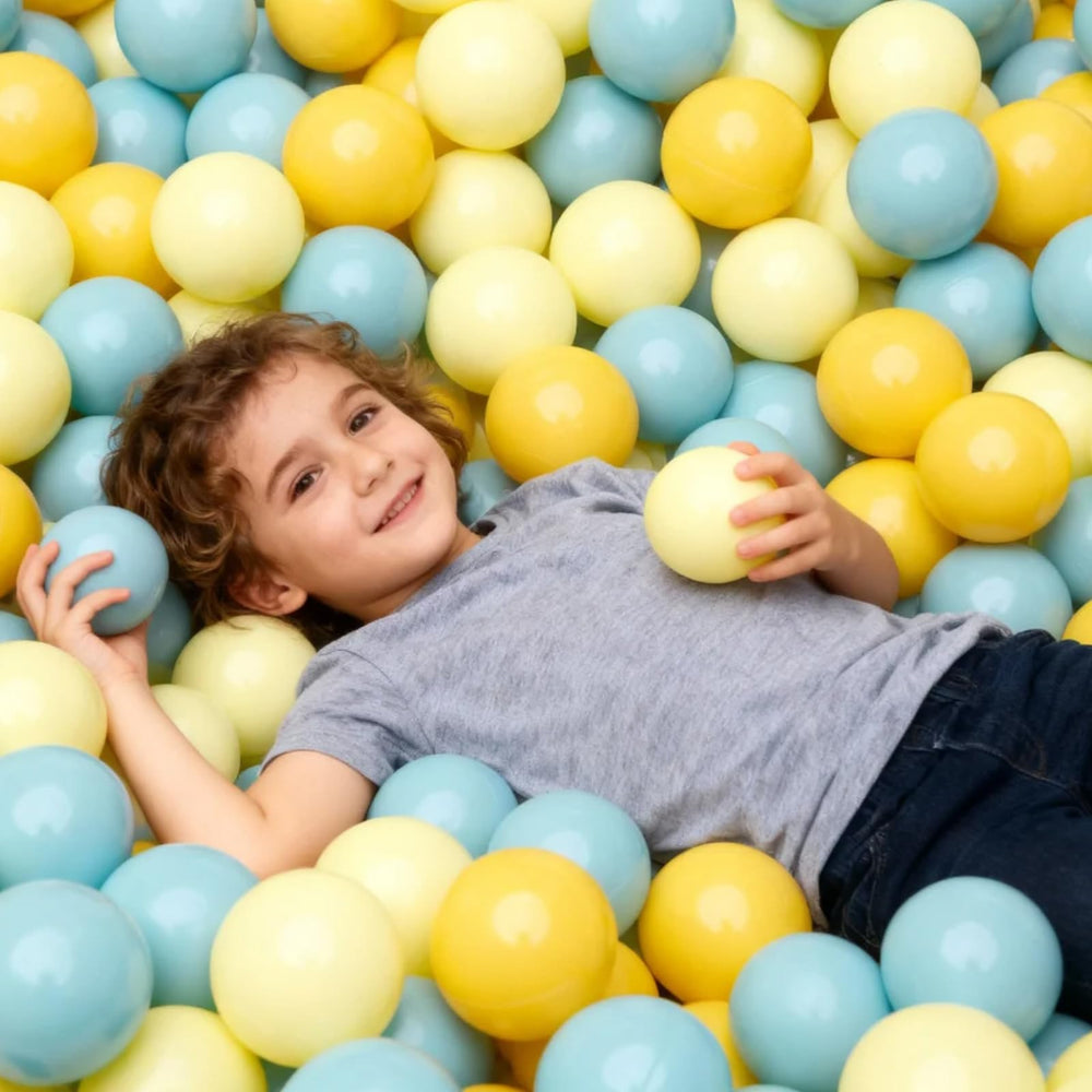 GOGOSO balls in a play tent show durable, crush-proof design