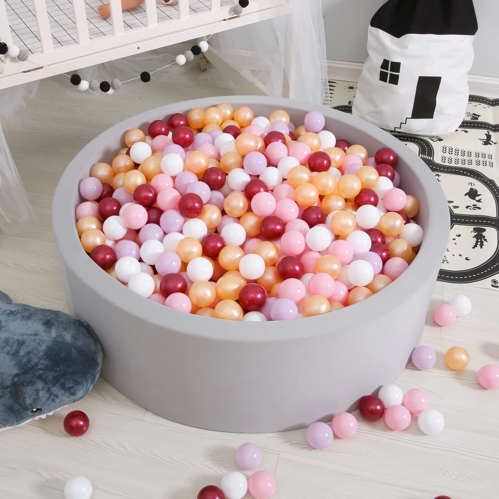 GOGOSO colorful balls ideal for kiddie pools and active water play
