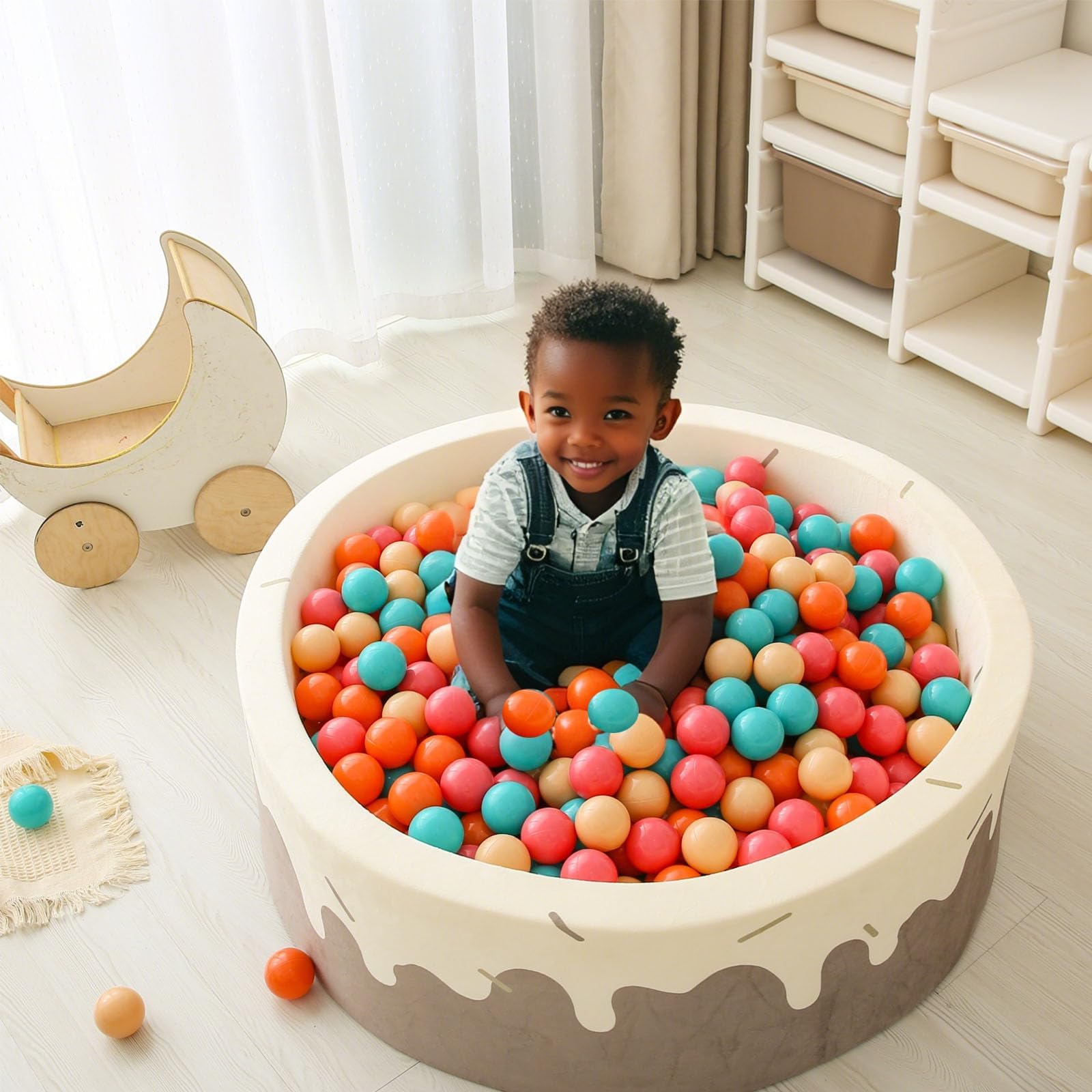GOGOSO colorful balls used as party decor and photo props.