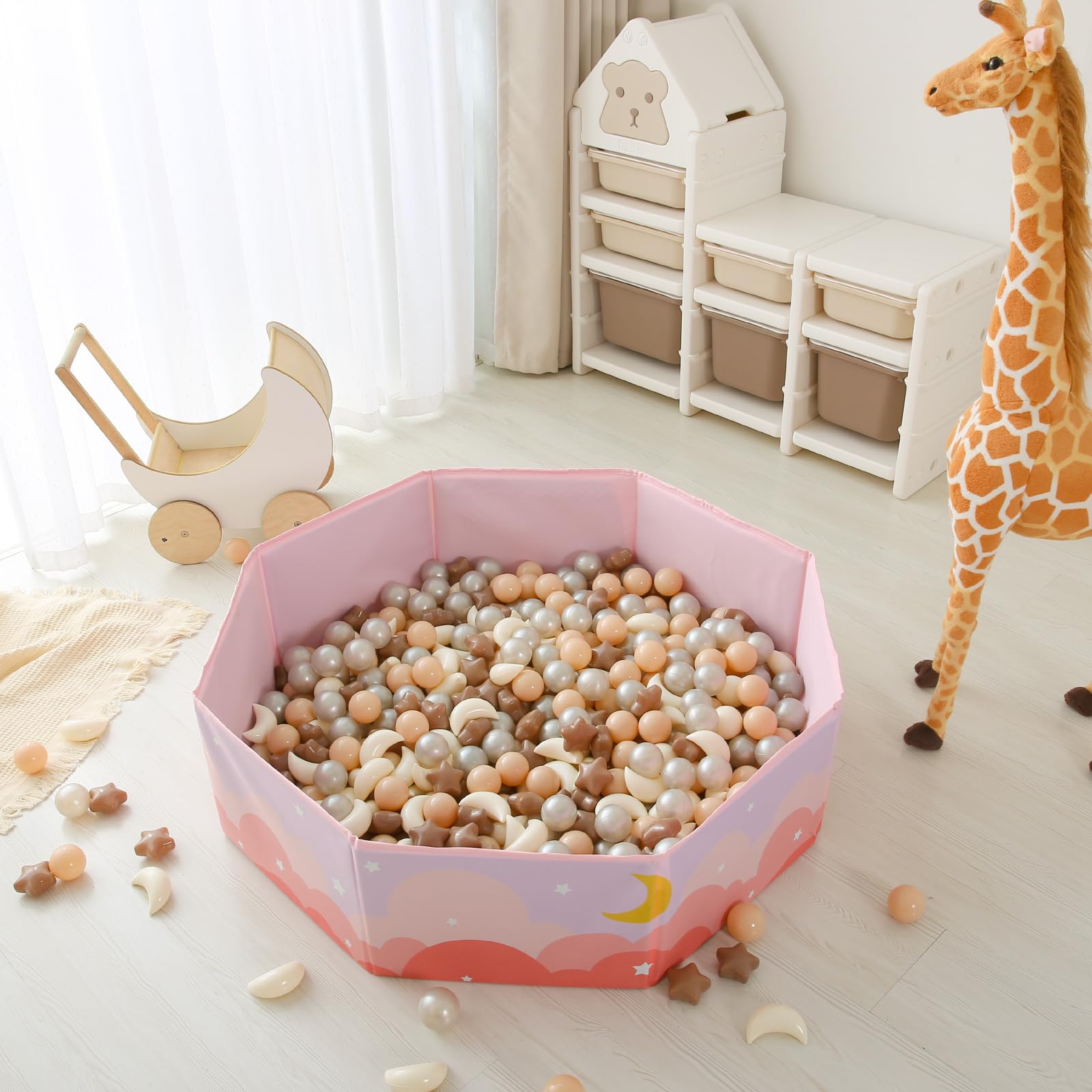 GOGOSO 100-piece set supports group play and classroom activities.