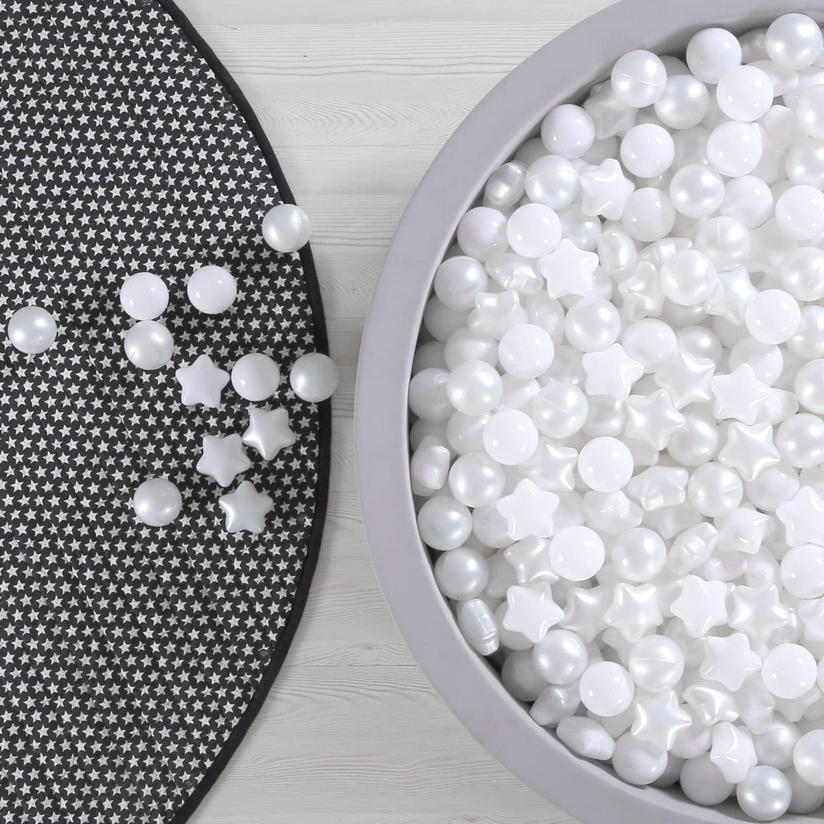 GOGOSO ball pit balls in pearlescent white for soft, safe playtime