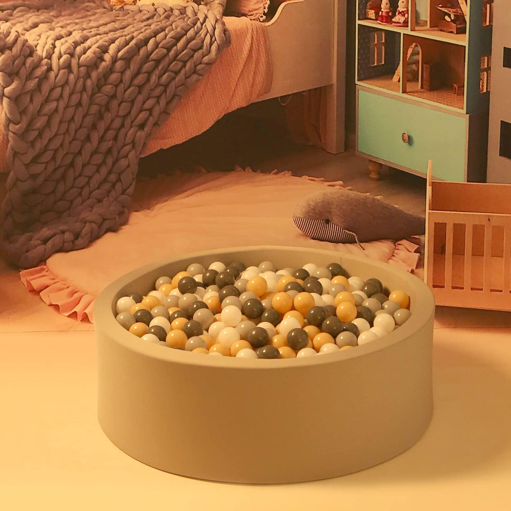 GOGOSO ball pits balls 100-piece set ideal for ball pit or party decor.
