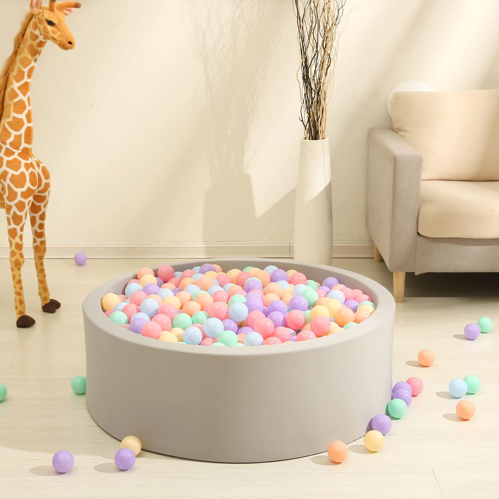 Ball pit assembly idea illustration for party decor and versatile use.