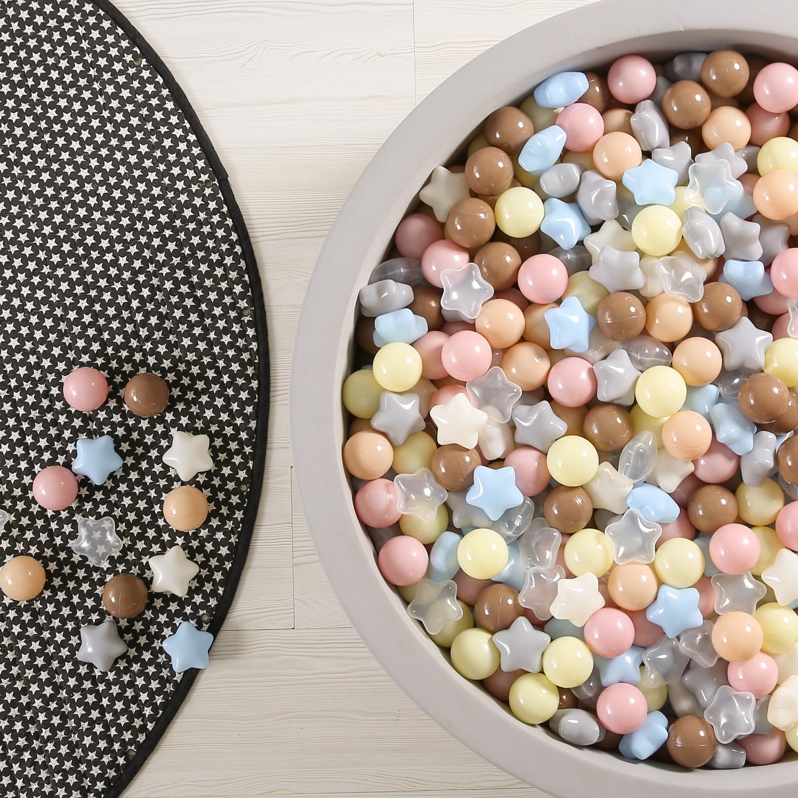 GOGOSO ball pits balls provide easy storage with included pack.