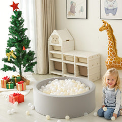 GOGOSO ball pit balls brighten kiddie pools and serve as decor.