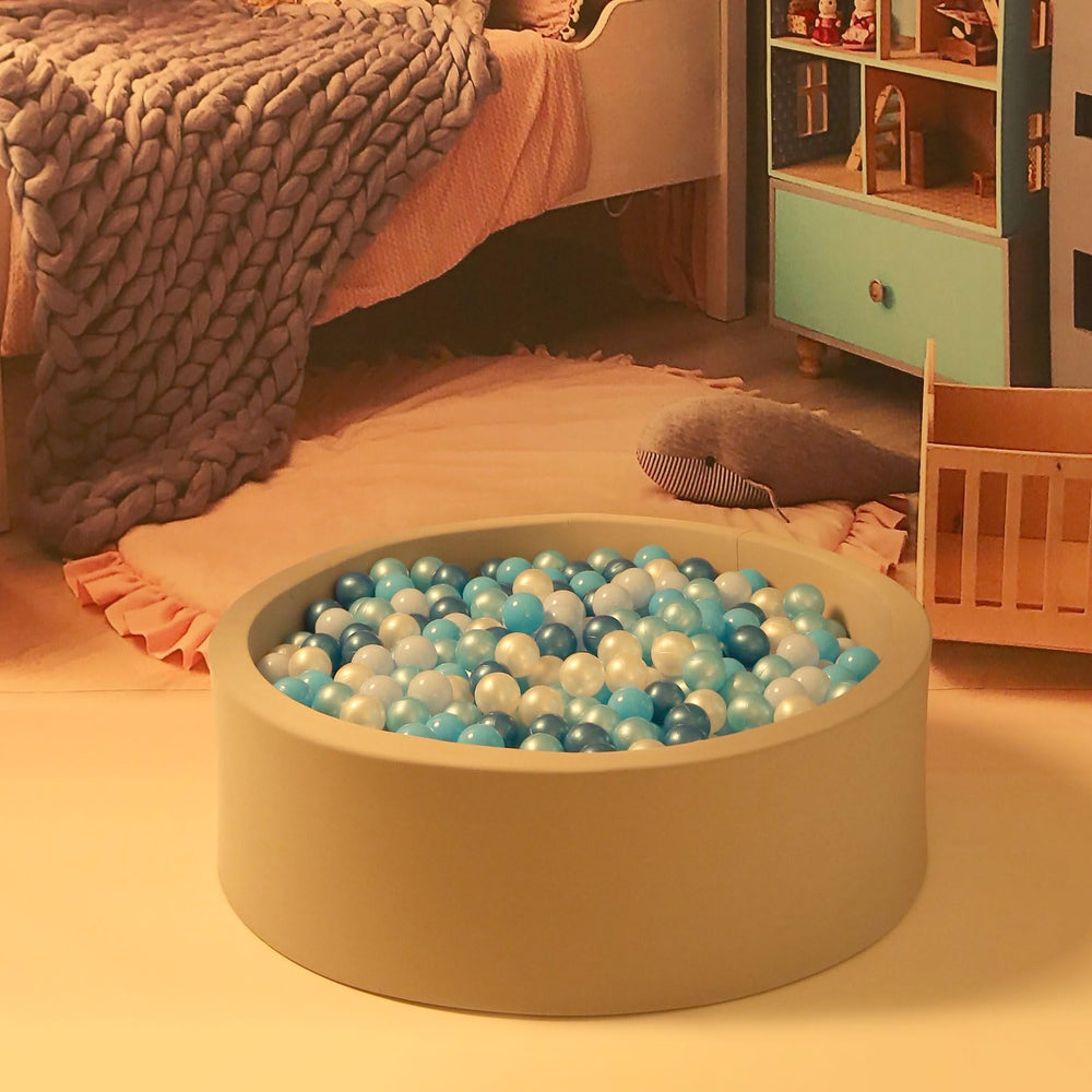 GOGOSO bath-time ball play adds splash-friendly fun.
