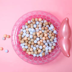 GOGOSO easy-clean balls stored in the included bag.