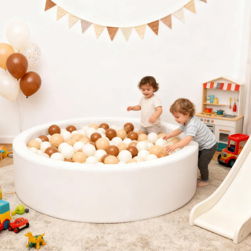 GOGOSO colorful balls filling a play tent for imagination.