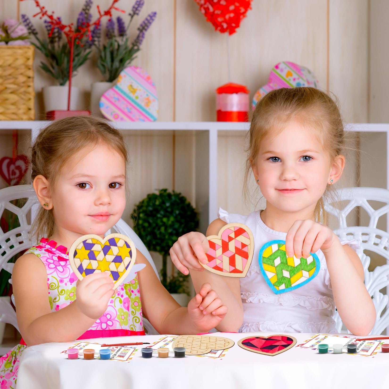 GOGREENWOVEN watercolor paints set, three colors for classroom projects.