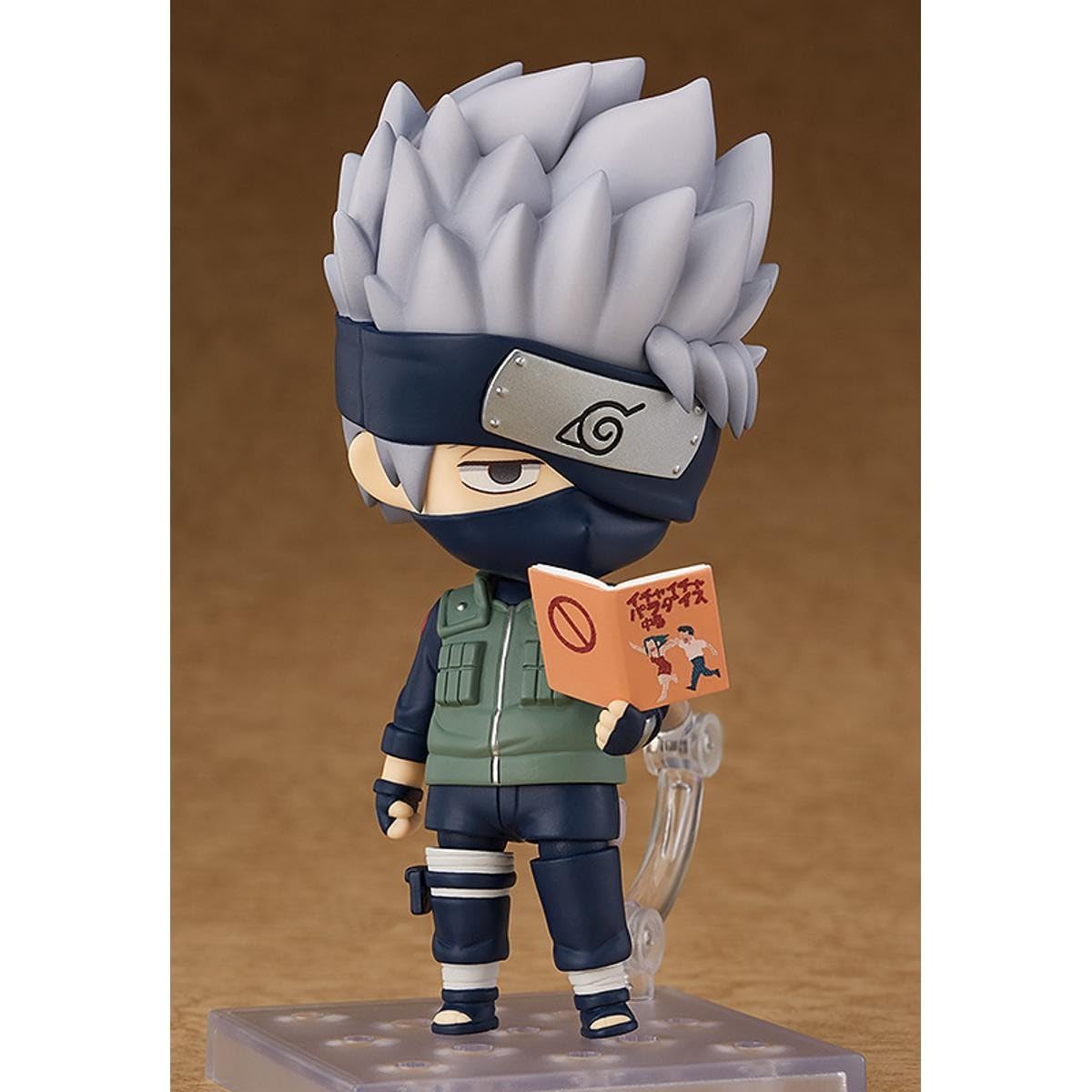 Good Smile Company Nendoroid Kakashi Hatake display-ready collection pose ideas