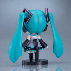 Desk and shelf display ready Hatsune Miku Plamo figure