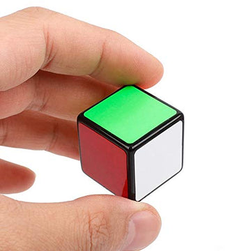 GoodCube 1x1x1 black cube in-box view including speed cube