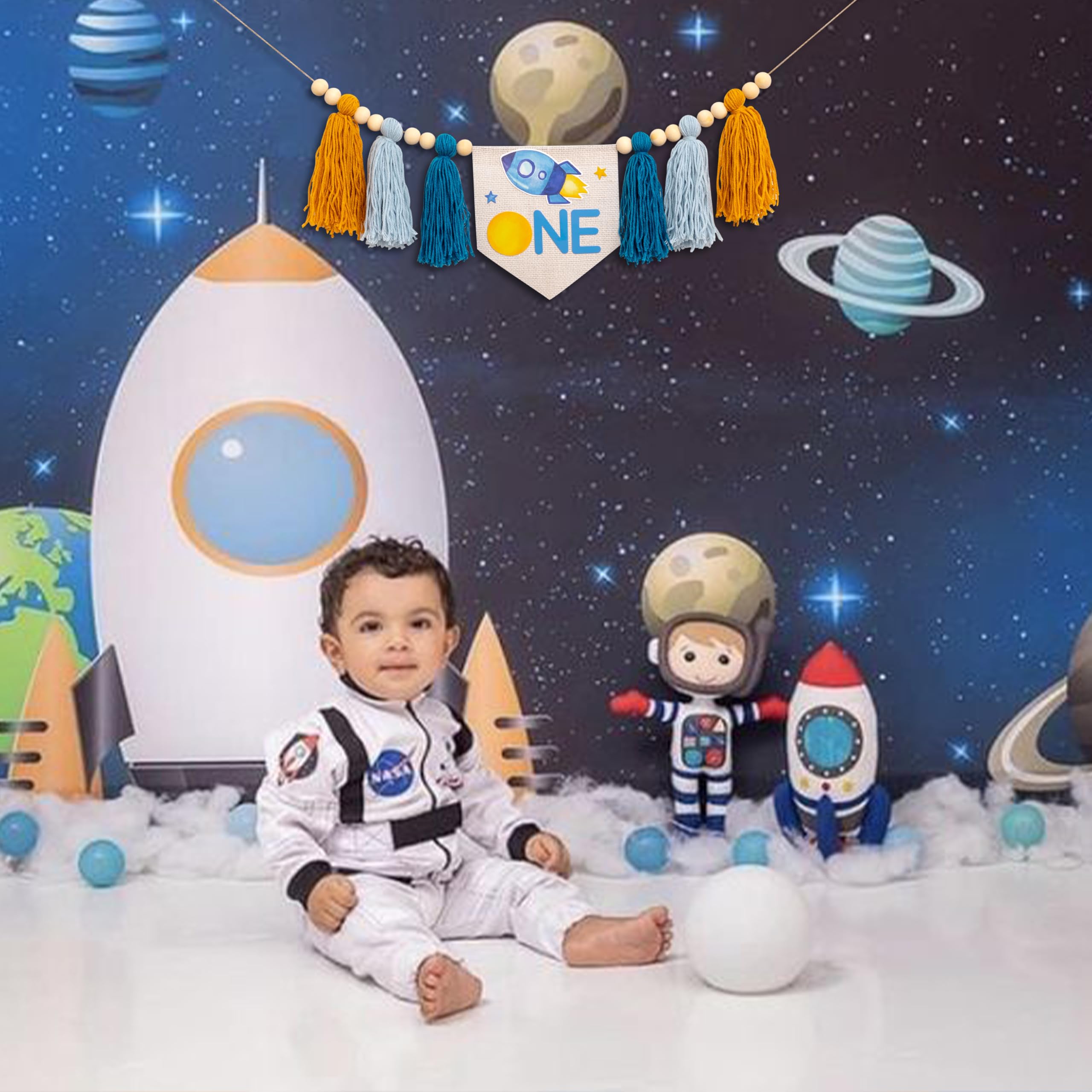 Gostman Outer Space One high chair banner blue pink sky vibe ideal.