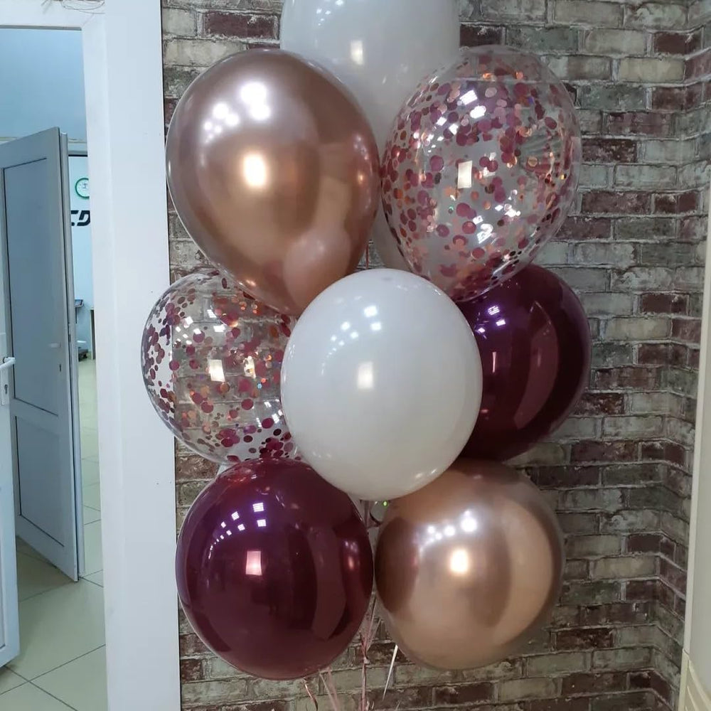Govpy white balloons offer versatile accents for airy photo backdrops.