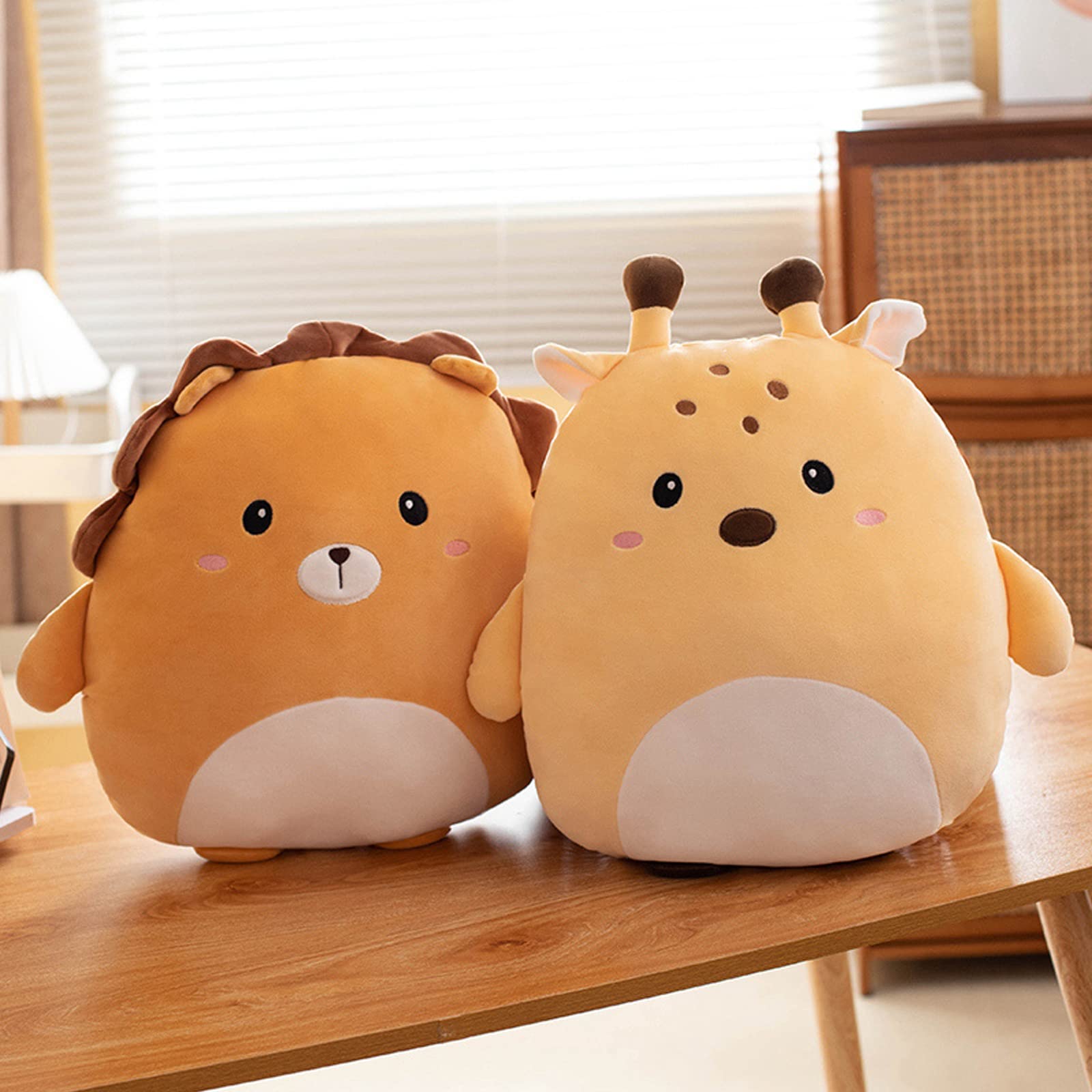 Grafingy Pig plush features durable stitching for lasting play.