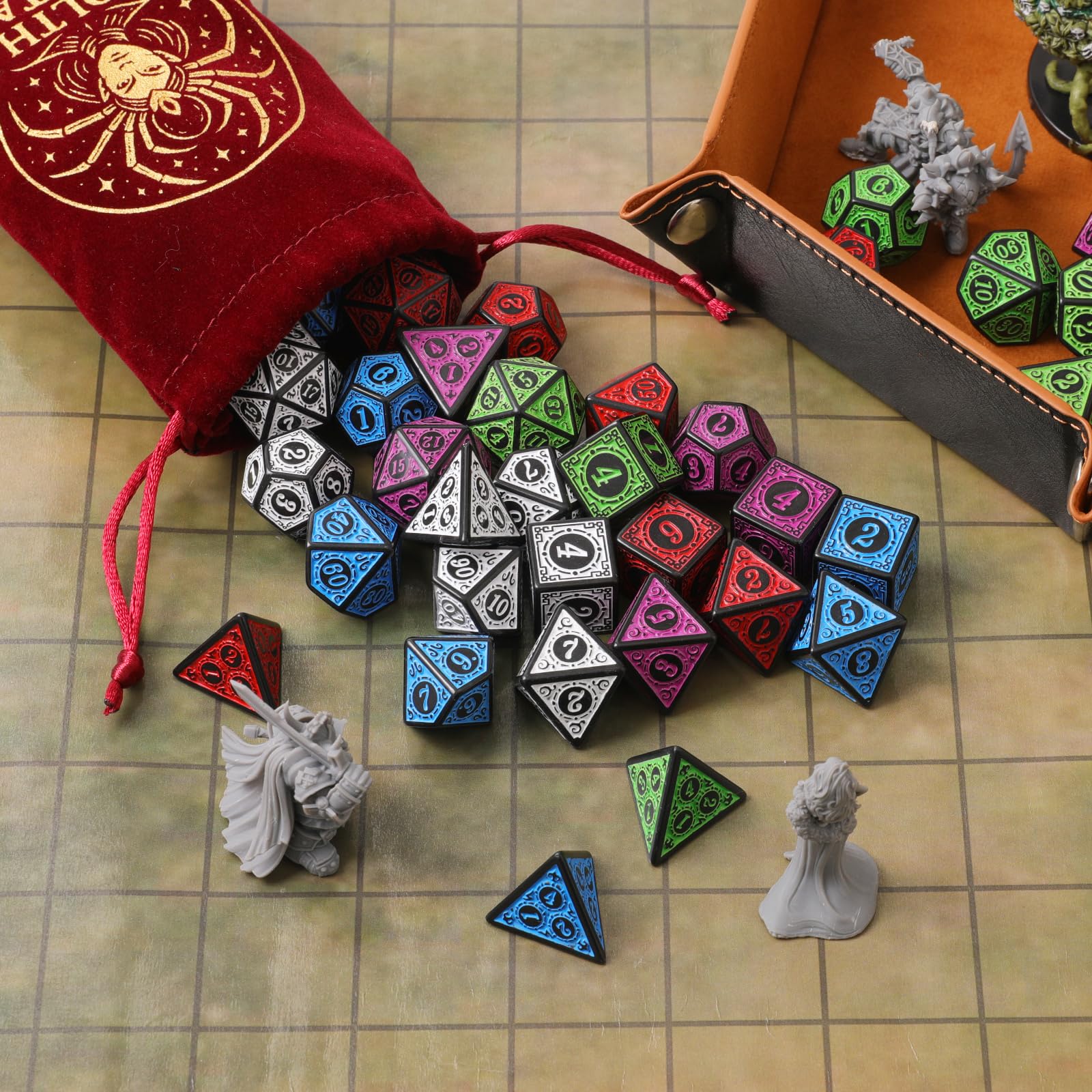 Grajar Werewolf Lord velvet bag provides color-coded storage for quick setup.