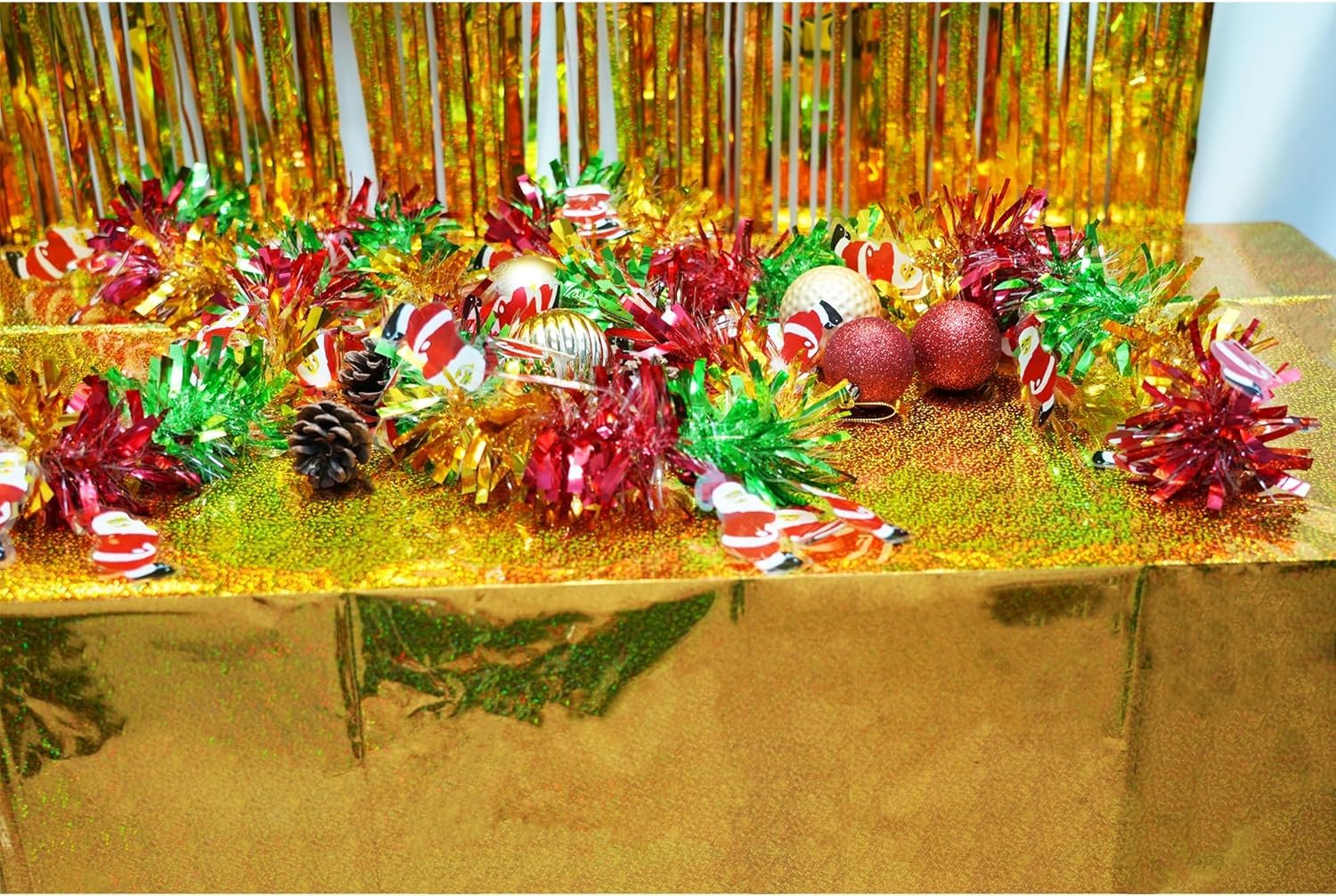 GreatRIL disposable tablecover enabling quick cleanup after celebrations