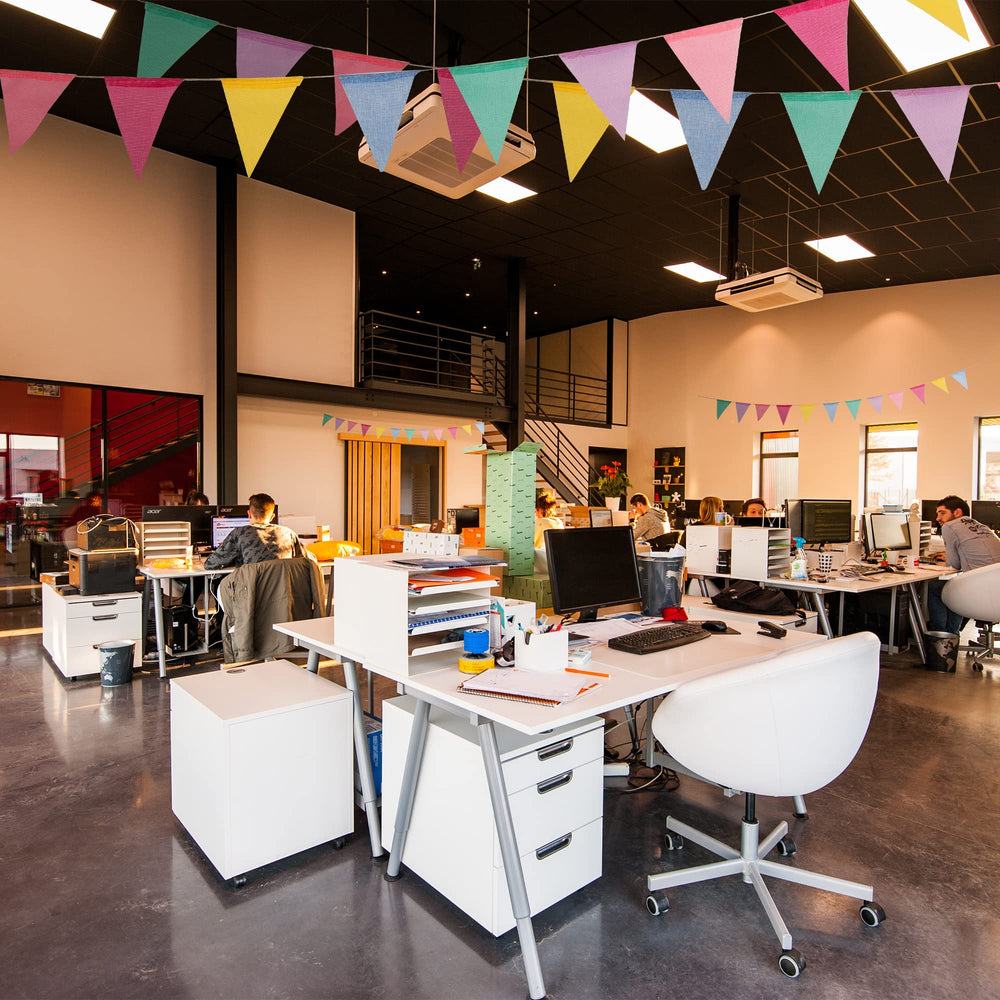GREATRIL reusable bunting resists fading, ready for seasonal reuse